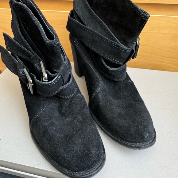 Zara ankle boots. - Picture 3 of 9